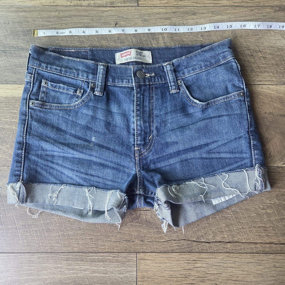 Levis 510 Super Skinny Denim Shorts Blue Raw Hem Cuffed Womens Size 30 Waist - Picture 3 of 4